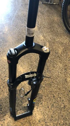SUSPENSAO SR SUNTOUR EPIXON 29 