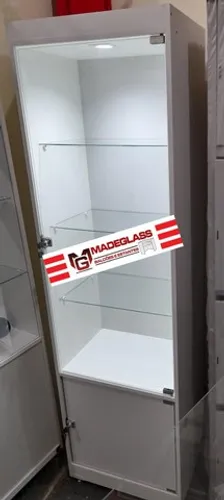 Vitrine Torre com Iluminação e Porta - Parcelamos em 12x sem juros no cartão