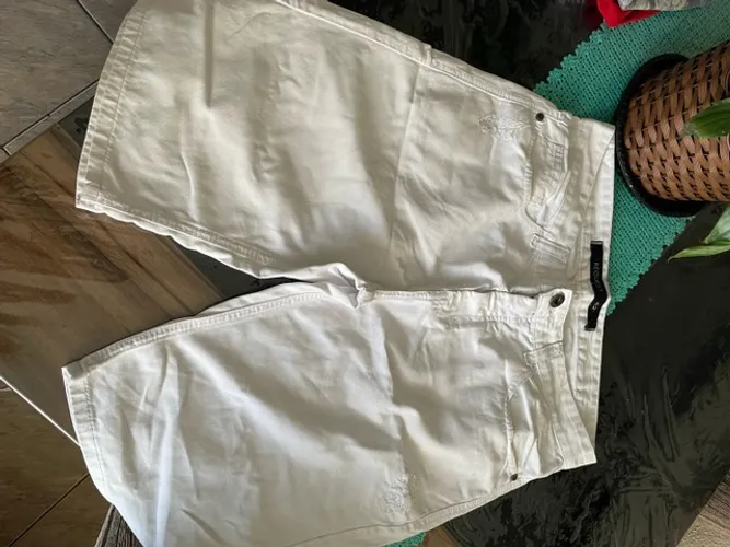 Bermuda Jeans Request - 42