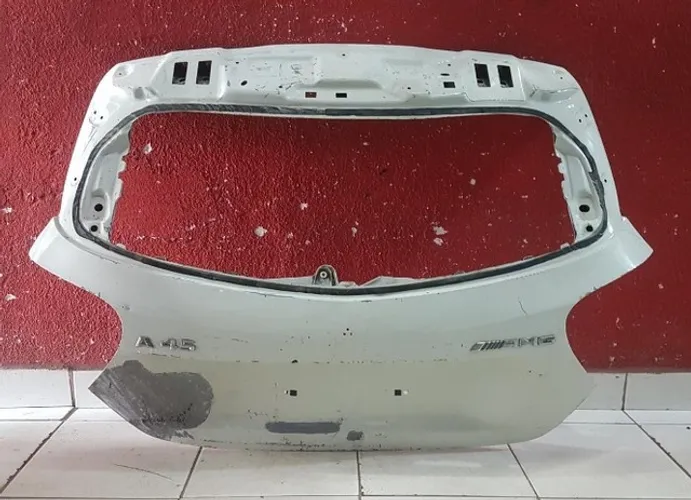Tampa Traseira Mercedes A200 A45 Recuperada