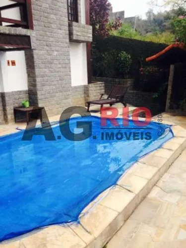 Casa em Condomínio - Duplex / Residencial / Vila Valqueire