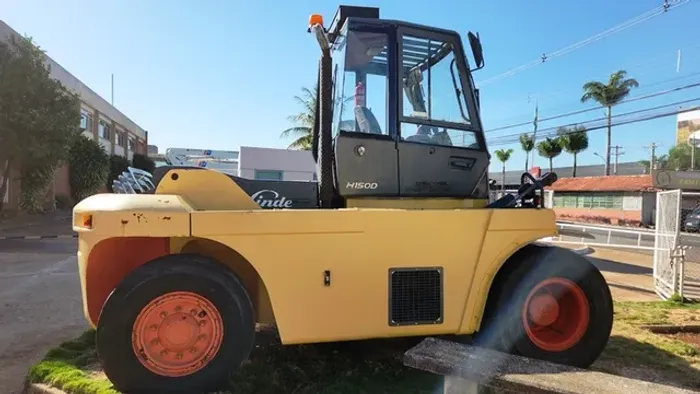 Empilhadeira Linde, modelo H150D, ano 2012