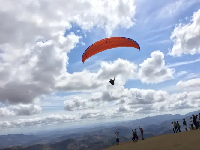 Chácara de 3.250m2 no circuito Caravagio em Santa Teresa.
