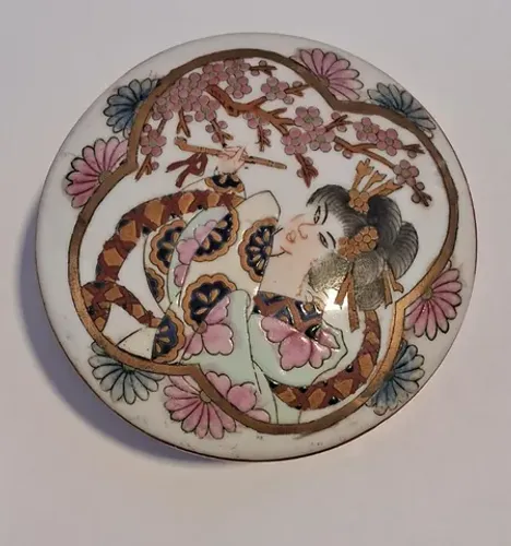 Pote Redondo Com Tampa Em Porcelana Com Desenho Chines