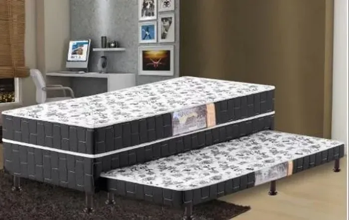 Cama auxiliar aclopada