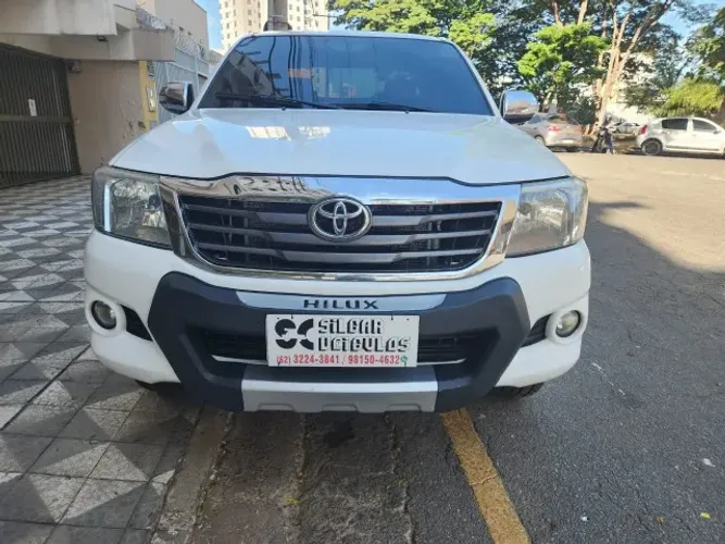 Toyota Hilux CD SRV 4X2 2.7 Flex 16V Aut. 2015