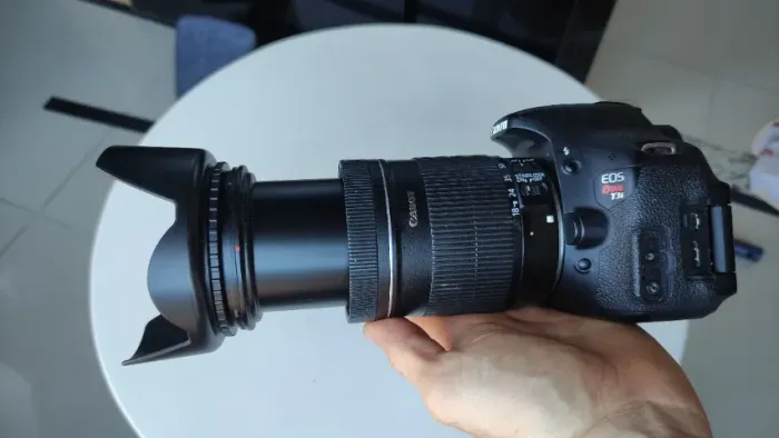 Canon T3i + Lente Canon Ef-s 18-135mm F/3.5-5.6 Is