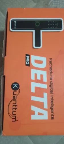Fechadura Digital Inteligente Delta na Caixa 