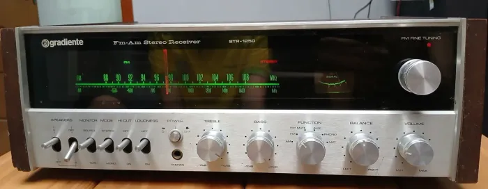 Receiver Gradiente STR-1250