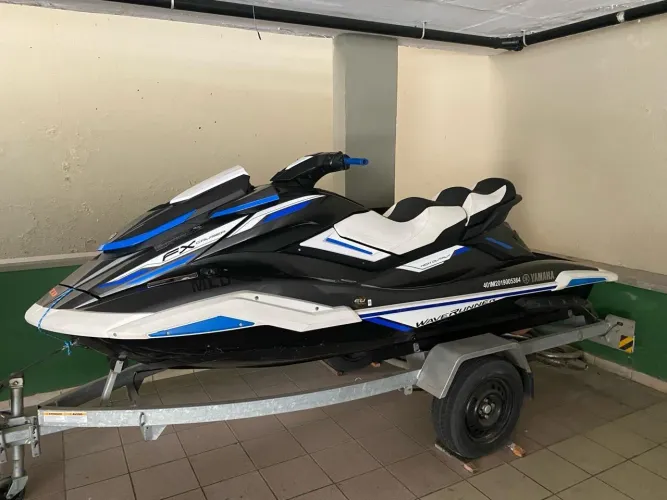 Jet Ski Yamaha FX HO 2019 - Potente, Confortável e Confiável