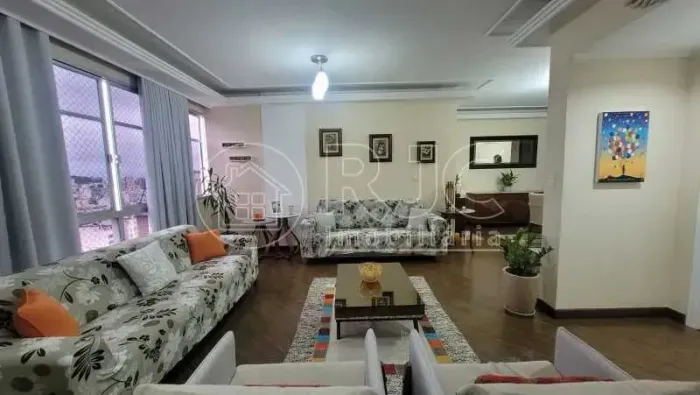 Apartamento : Padrão / Residencial / Tijuca