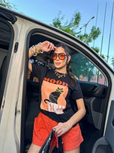 T-SHIRT 100% ALGODÃO tamanho M