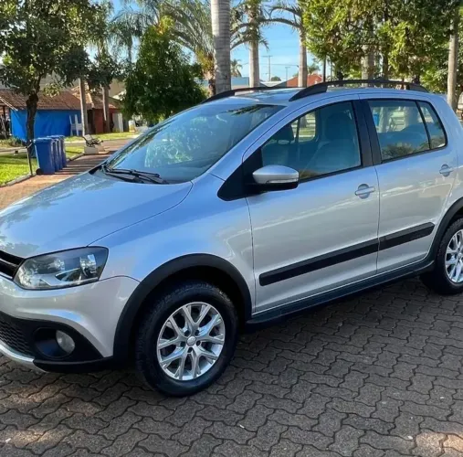 Volkswagen Crossfox 1.6 MI Total Flex 8V 5P 2014