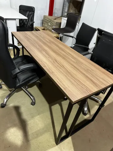 MESA MODELO INDUSTRIAL 1.50x0.60 Móveis de Escritório