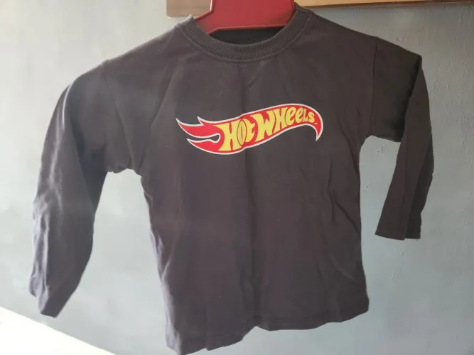 Camiseta Hot Wheels Infantil - Tamanho na etiqueta