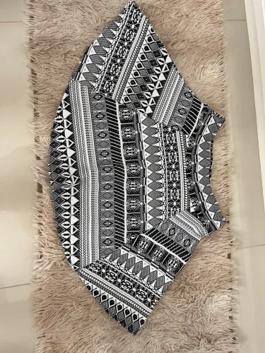 Saia Estampa Tribal, malha grossa TAM M