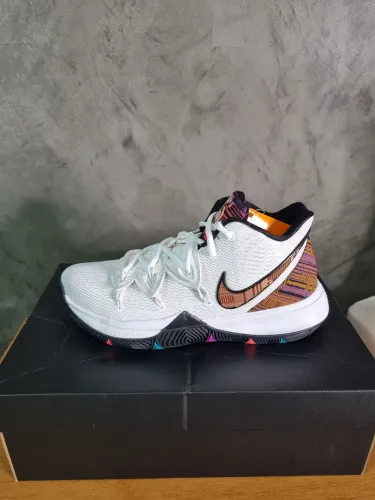 Tênis Nike Kyrie 5 