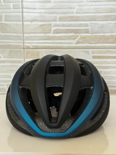 Capacete de Ciclismo Giro