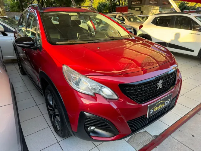 Peugeot 2008 super novo, único dono