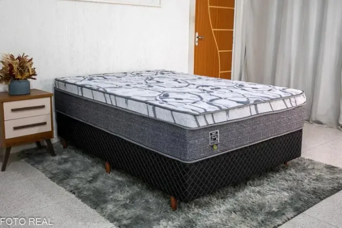 Cama Box Madrid Preto + Colchão Casal Madrid Euro Molas Ensacadas 138x188x70