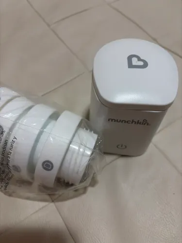 Aquecedor de Mamadeira Digital Mantem Aquecido por 30m, 110v, MUNCHKIN, Branco