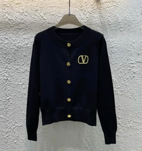 Cardigã Feminino Valentino - Elegância em Preto