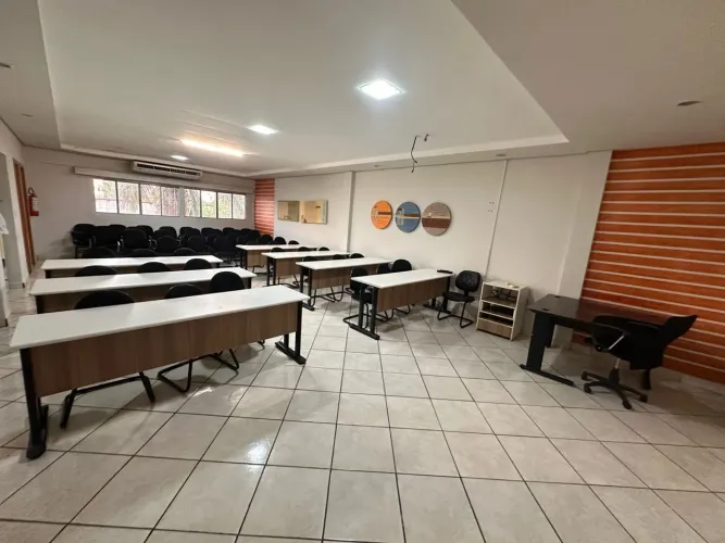 Sala Comercial 83 m2 pronta para Usar