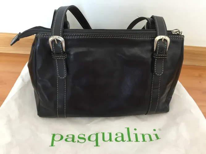 Bolsa em couro, nova!