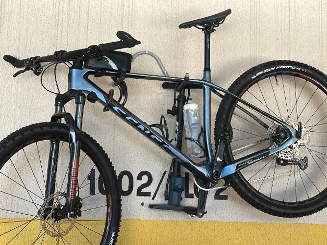 Bicicleta de carbono