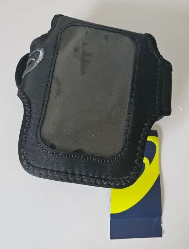 Braçadeira porta-celular Asics Nova - para exercícios e Corrida