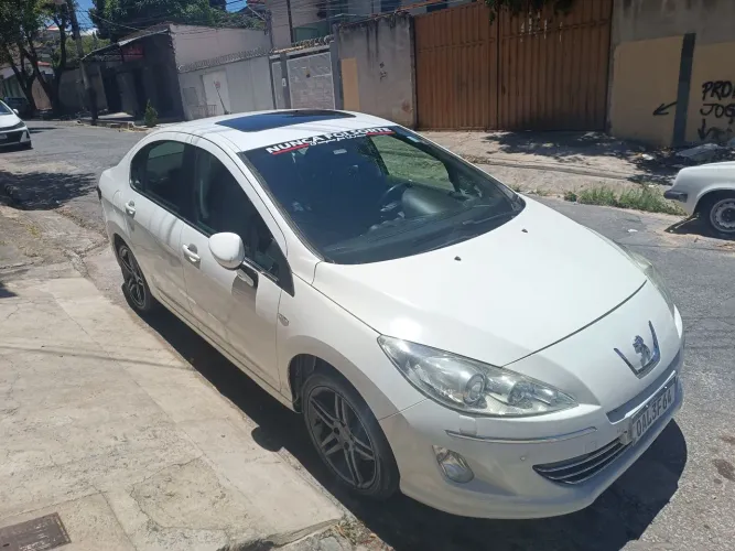 Peugeot 408 Sedan Griffe 1.6 Turbo 16V 4P Aut. 2014