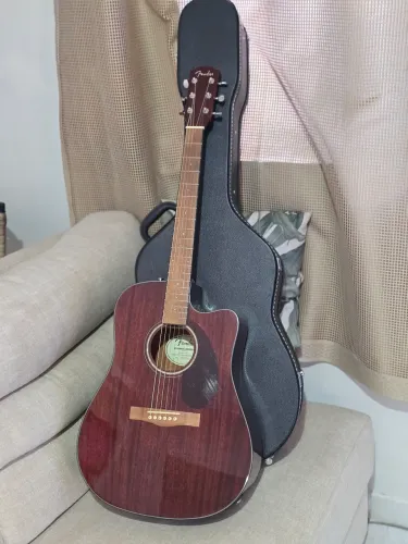 Violão Fender (CD 140 SCE) praticamente novo