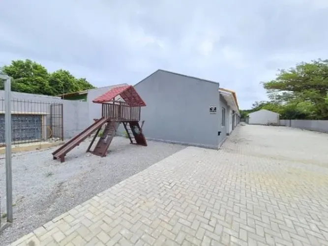 Casa em Condomínio 2 dormitórios à venda Esmeralda Viamão/RS