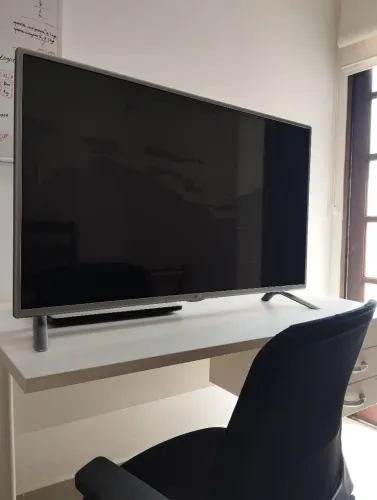 Tv LG 42 TELA QUEBRADA