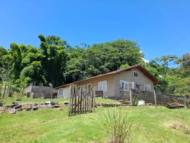 Chácara com Duas Casas à venda por R$ 570.000 - Vila Santana - Santo Amaro da Imperatriz/S