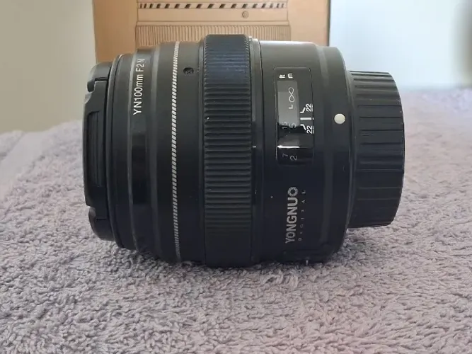 Yongnuo YN 100mm f/2N para Nikon F