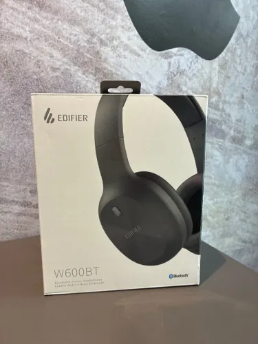 headphone sem fio Edifier W600BT.