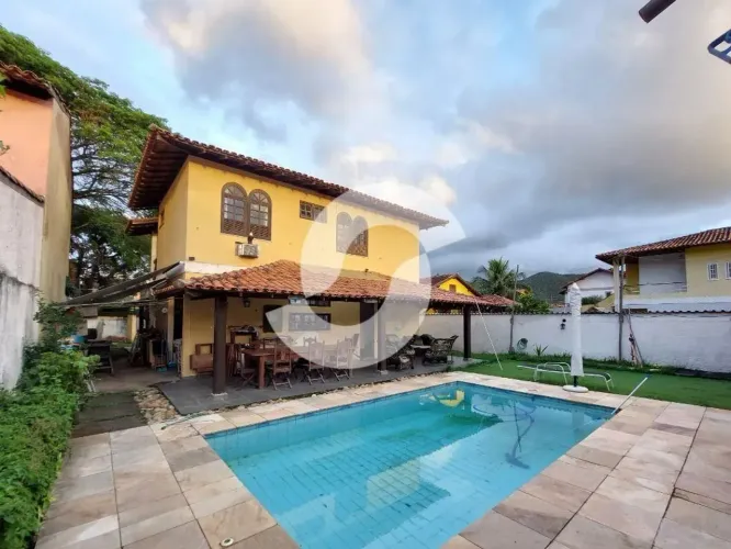 Casa de 140 m² na Doutor Edgar Borges - Serra Grande - Niterói - RJ, à venda por R$ 780.00