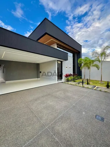 CASA DE 4 SUÍTES NO MOINHO DOS VENTOS