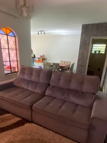 Vende sofa retrátil super confortável, ótima qualidade.. komfort house sofas