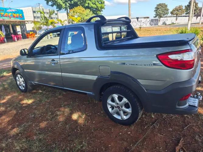 Fiat Strada Freedom 1.4 Flex 8V CD 2019