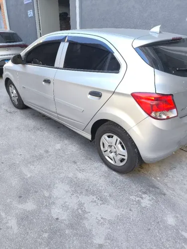 Chevrolet Onix JOY Hatch 1.0 8V Flex Mec. 4P 2018