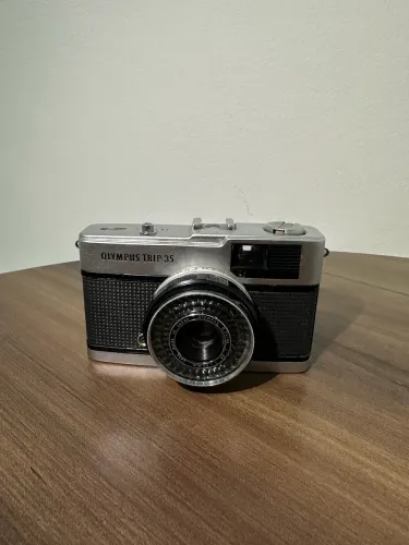 Olympus Trip 35 | Câmera Analógica