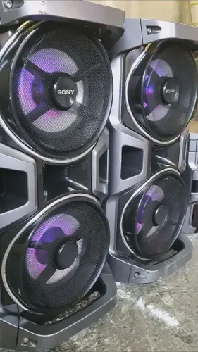 Vendo 2 caixas de son da sony