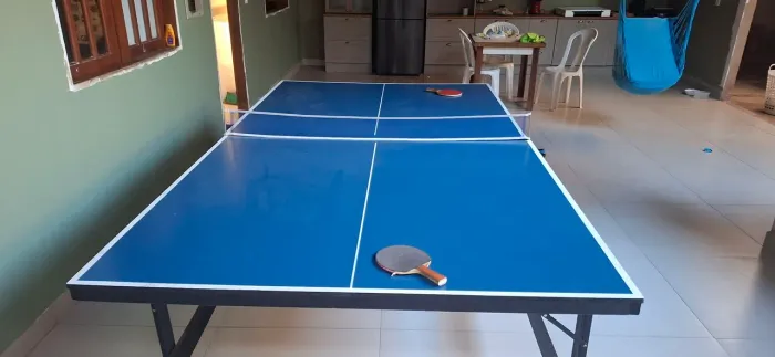 Vendo uma mesa de ping pong
