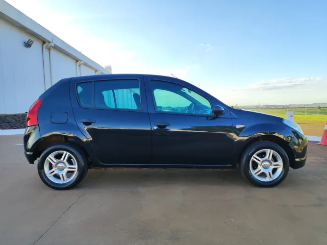 Renault Sandero Authentique Hi-flex 1.0 16V 5P 2009