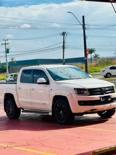 Volkswagen Amarok High.cd 2.0 16V TDI 4X4 Dies. AUT 2016