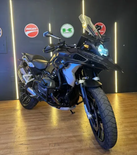 BMW R 1250 PREMIUM TRIPLE BLACK