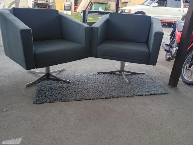 Lindas poltronas para salão de beleza e escritório e sala de janta