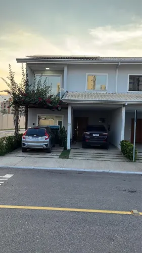 Lindo sobrado no Condomínio Residencial Rio Madeira, ao Lado do Aguas do Madeira.